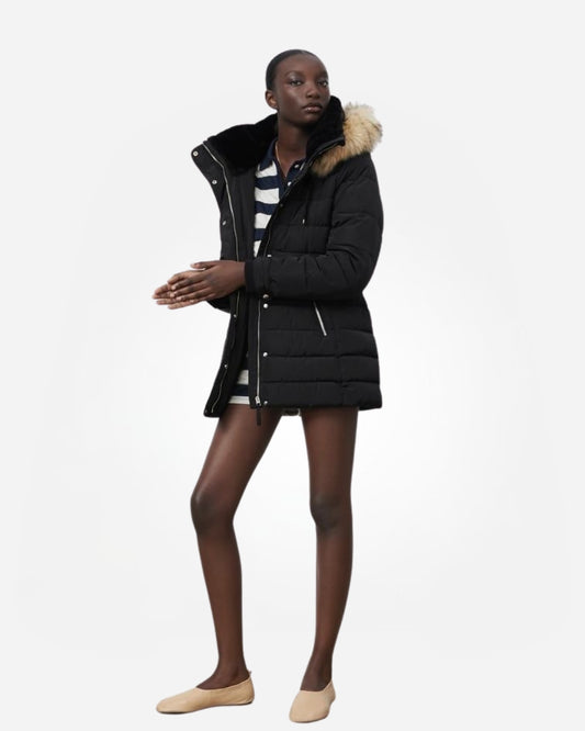 the black waterproof jacket with furr  Colors: black - white