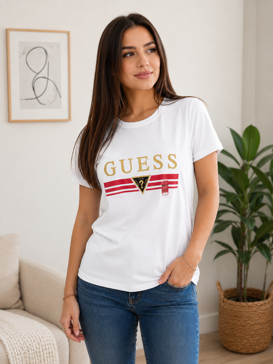 Guess T-Shirt ✨